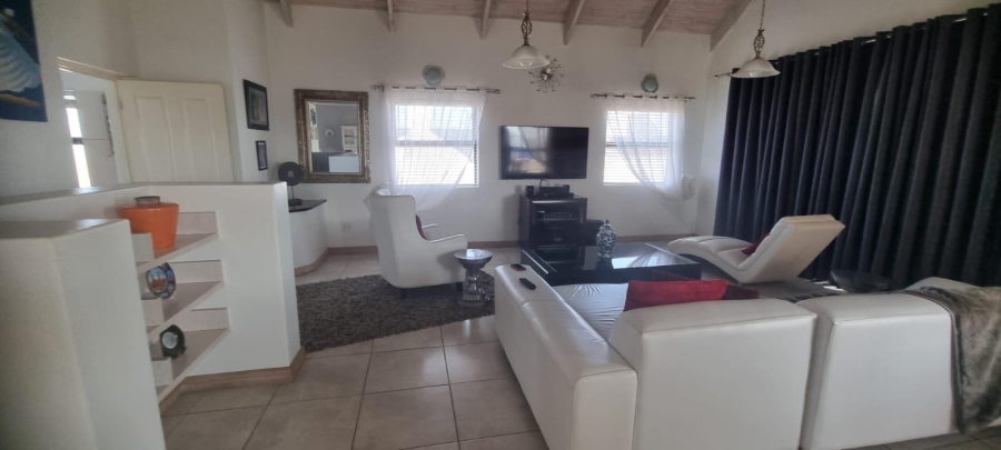 4 Bedroom Property for Sale in Blue Lagoon Western Cape